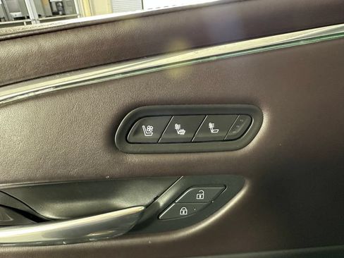 Used 2021 Cadillac Escalade ESV Sport Platinum AWD/4WD image 26