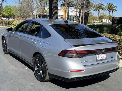 Used 2023 Honda Accord Sport image 2