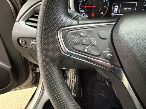 Used 2025 Chevrolet Malibu LT image 15