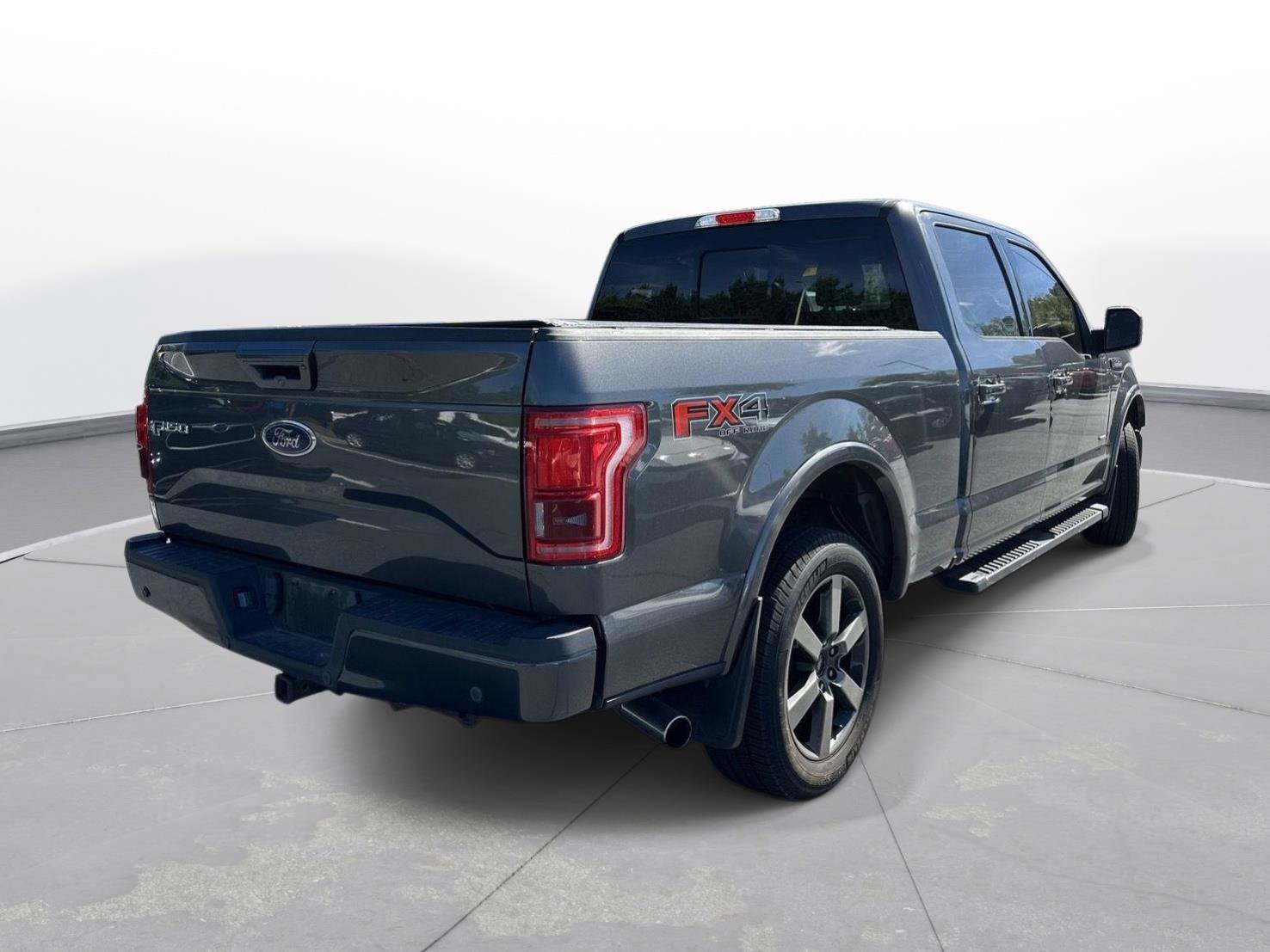 Used 2015 Ford F150 Lariat w/ Equipment Group 501A Mid AWD/4WD image 6