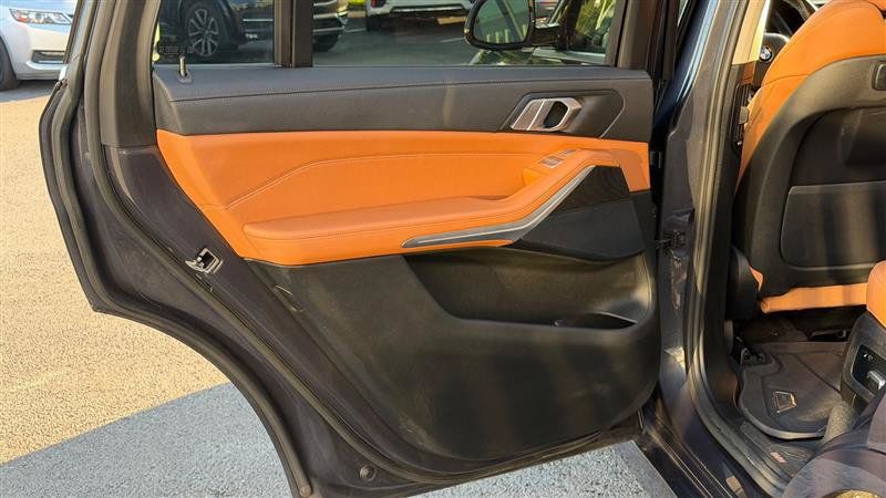 Used 2021 BMW X7 xDrive40i w/ Premium Package 2 AWD/4WD image 46