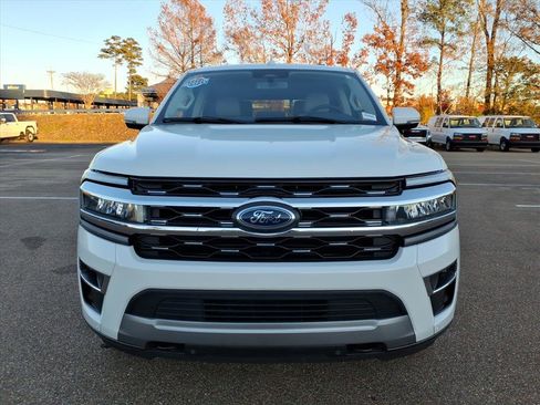 Used 2024 Ford Expedition Limited w/ Excursion Package image 2