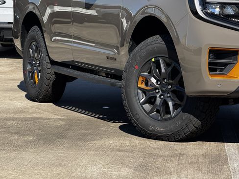 New 2026 Ford Expedition Tremor image 12