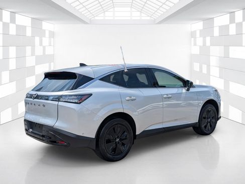 Certified 2025 Nissan Murano SV FWD image 7