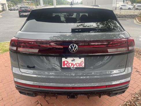 New 2026 Volkswagen Atlas Cross Sport SEL R-Line AWD/4WD image 5