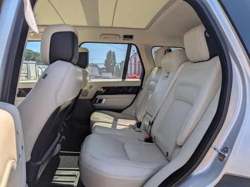 Used 2020 Land Rover Range Rover HSE AWD/4WD image 6