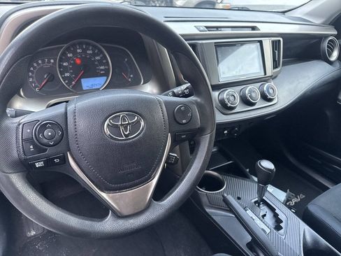 Used 2015 Toyota RAV4 LE AWD/4WD image 13
