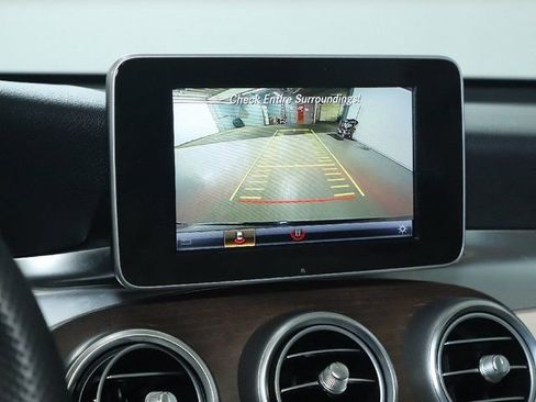 Used 2019 Mercedes-Benz GLC 300 4MATIC image 33