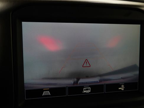 Used 2022 GMC Sierra 1500 AT4 image 32