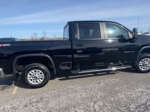 Certified 2025 Chevrolet Silverado 2500 LT w/ Convenience Package AWD/4WD image 9