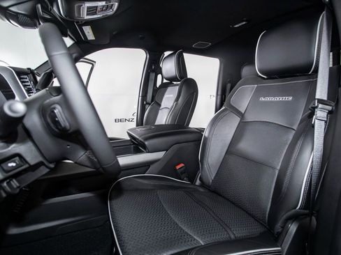 Used 2025 RAM 2500 Laramie w/ Night Edition image 12