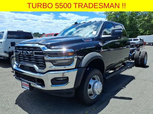 New 2026 RAM 5500 Tradesman AWD/4WD image 3