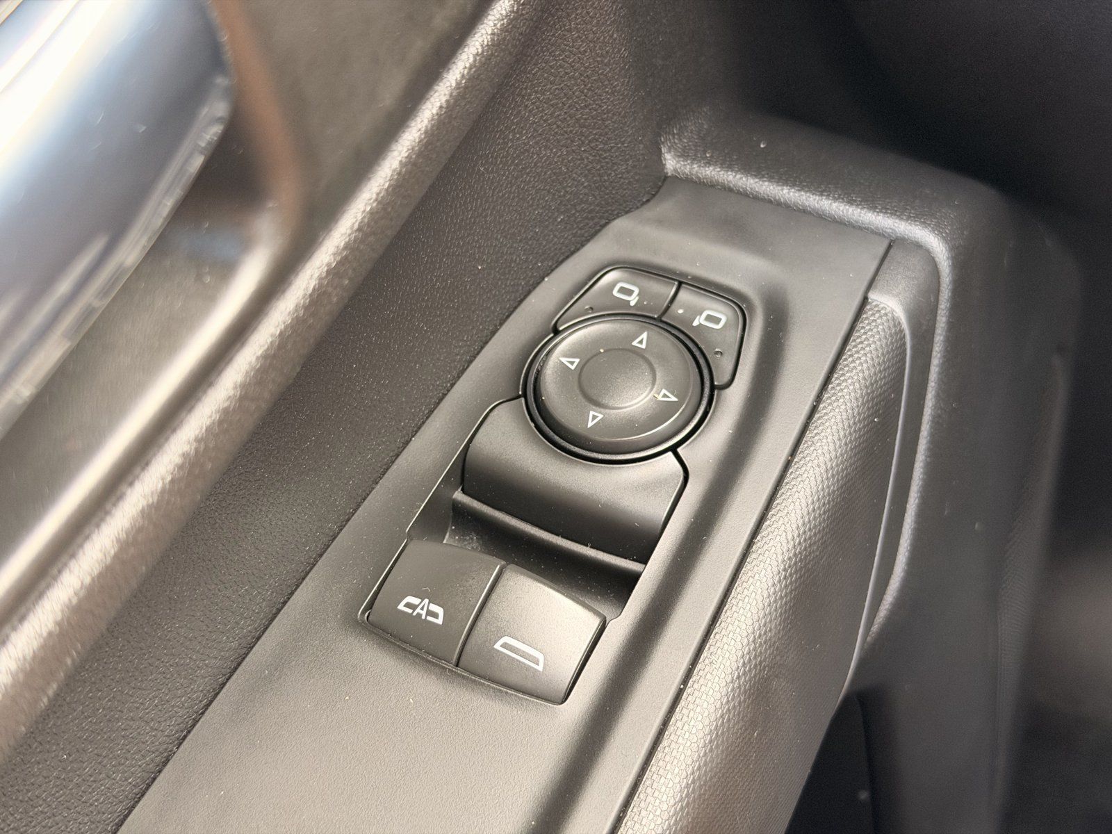 Used 2025 Chevrolet Silverado 1500 W/T RWD image 18