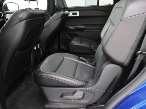 Used 2020 Ford Explorer Limited w/ Class III Trailer Tow Package AWD/4WD image 35