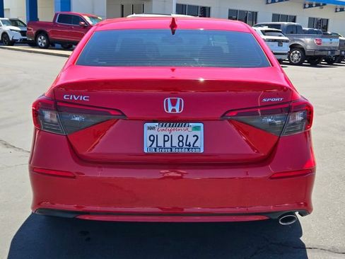 Used 2024 Honda Civic Sport image 5
