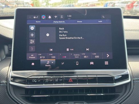 Used 2025 Jeep Compass Latitude w/ Altitude Special Edition image 20