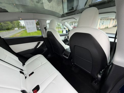 Used 2020 Tesla Model Y Long Range AWD/4WD image 15