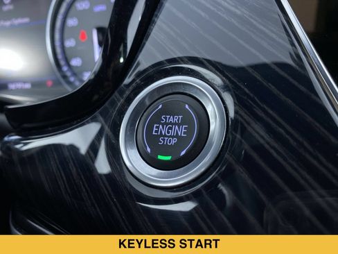 Certified 2024 Cadillac XT6 Premium Luxury w/ Technology Package AWD/4WD image 8