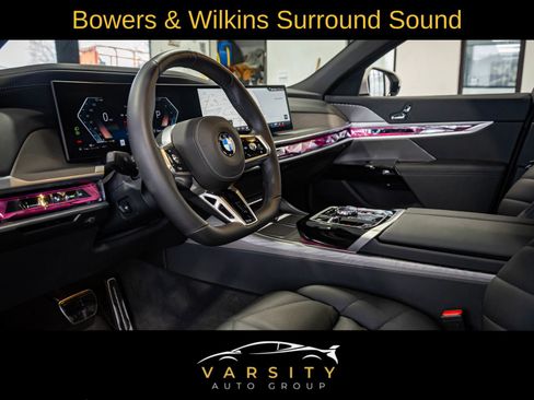 Used 2025 BMW 740i image 9