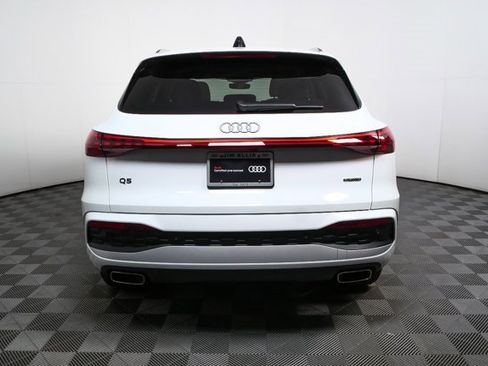 Certified 2025 Audi Q5 Premium w/ Convenience Package image 26