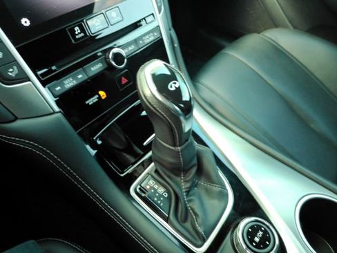 Used 2020 INFINITI Q60 3.0t Luxe image 37