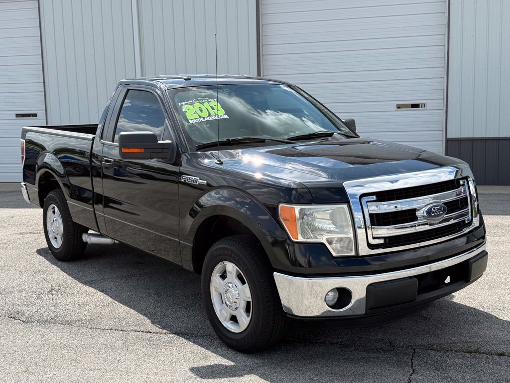 Used 2013 Ford F150 XLT w/ Mid Equipment Group RWD image 12
