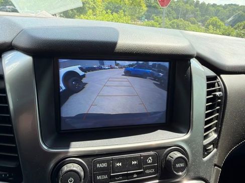Used 2020 Chevrolet Tahoe LT AWD/4WD image 24