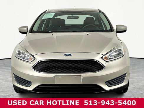 Used 2018 Ford Focus SE image 2