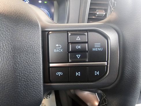 Used 2025 Ford F150 Lariat w/ Equipment Group 502A High AWD/4WD image 23