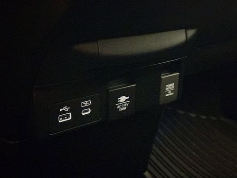 Certified 2025 Honda Odyssey Elite image 38