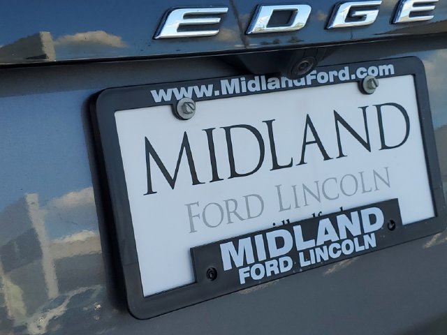Certified 2024 Ford Edge Titanium AWD/4WD image 33