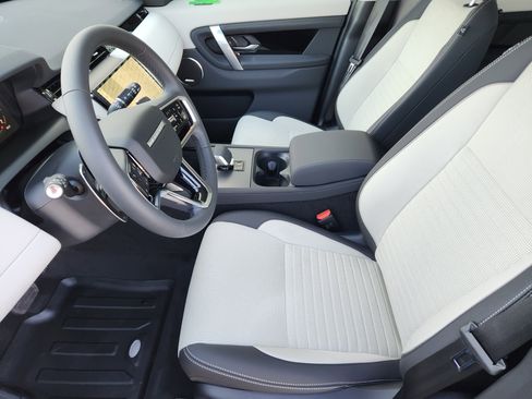 New 2025 Land Rover Discovery Sport S image 13