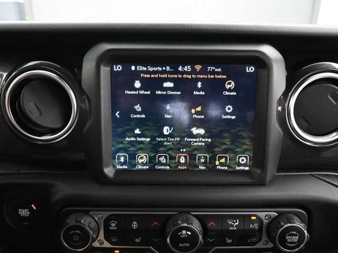 Used 2021 Jeep Wrangler Unlimited Rubicon w/ Dual Top Group AWD/4WD image 19