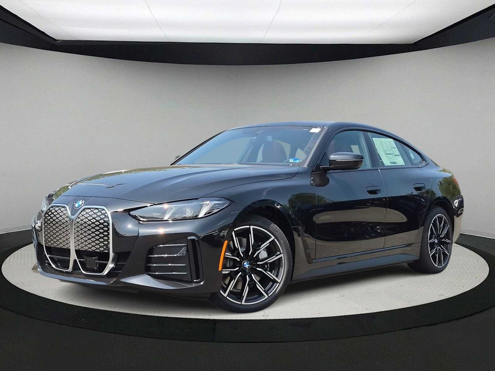 New 2026 BMW i4 xDrive40i w/ M Sport Package AWD/4WD image 1