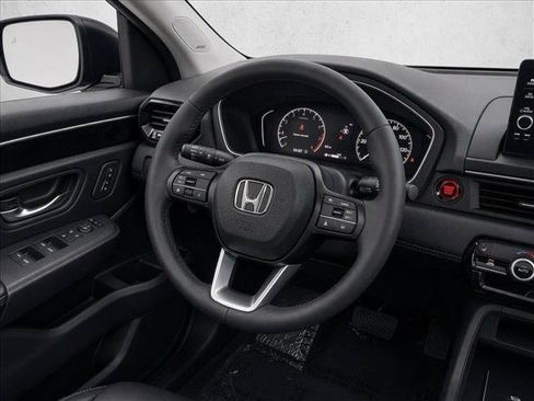 Used 2024 Honda Pilot Touring image 28