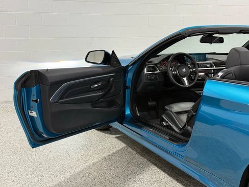 Used 2018 BMW 430i Convertible image 12