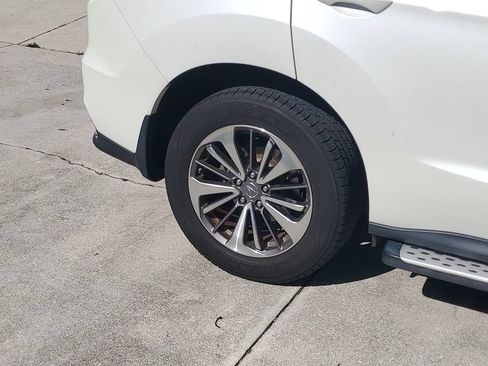 Used 2017 Acura RDX w/ Advance Package FWD image 12