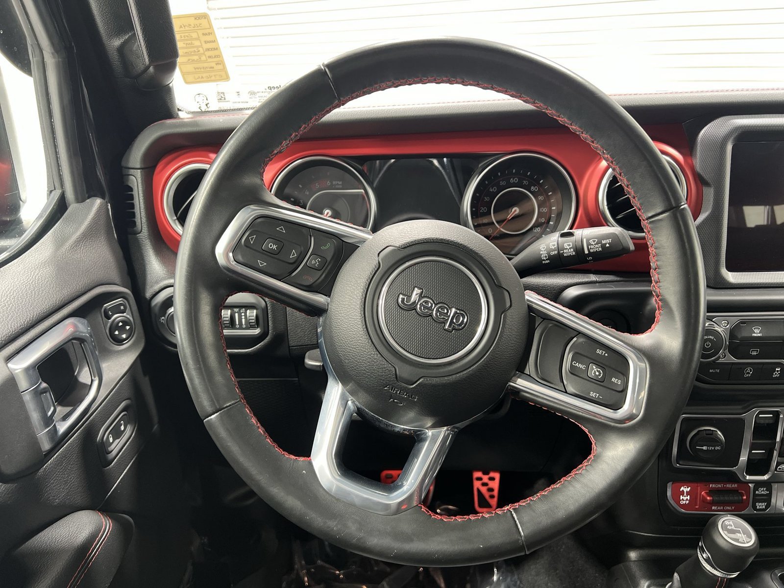 Used 2022 Jeep Wrangler Unlimited Rubicon w/ Steel Bumper Group AWD/4WD image 14