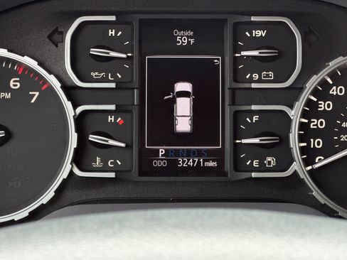 Used 2019 Toyota Tundra SR5 w/ SR5 Upgrade Package RWD image 21