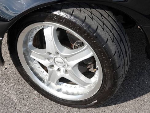 Used 1996 MAZDA MX-5 Miata RWD image 18