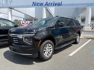 Used 2025 Chevrolet Suburban LT AWD/4WD video 1