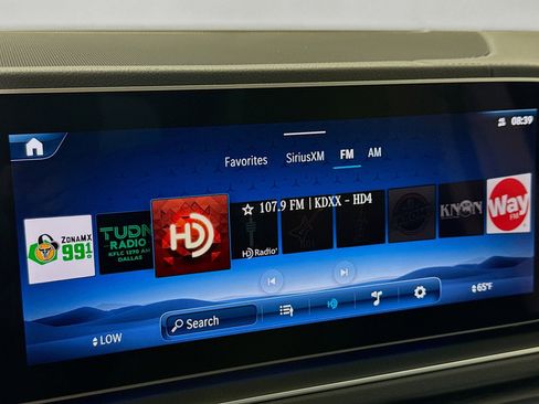 New 2026 Mercedes-Benz GLS 450 4MATIC image 16