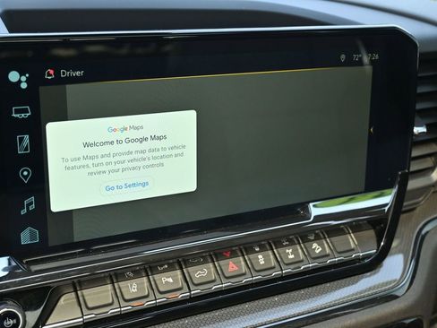 Used 2024 Chevrolet Silverado 2500 ZR2 w/ Technology Package image 29