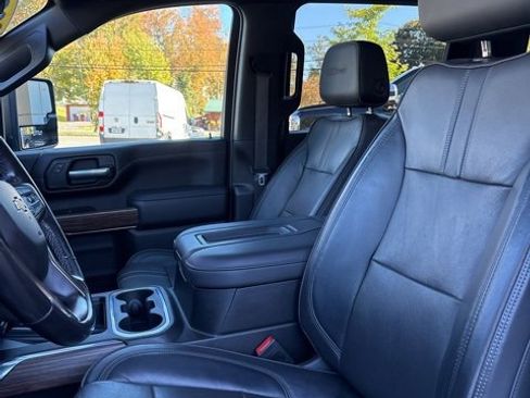 Used 2021 Chevrolet Silverado 3500 High Country w/ Snow Plow Prep/Camper Package image 17