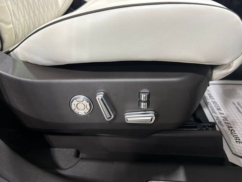 Used 2024 Lincoln Nautilus Black Label w/ Jet Appearance Package (87T) AWD/4WD image 46