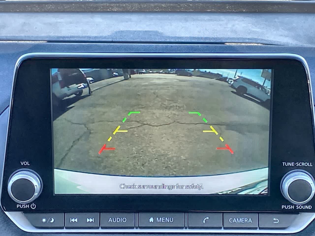 Used 2024 Nissan Sentra SV FWD image 17