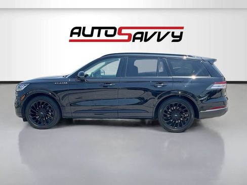 Used 2023 Lincoln Aviator Reserve w/ Equipment Group 201A RWD image 4
