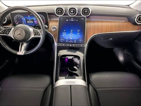 Used 2024 Mercedes-Benz GLC 300 image 19