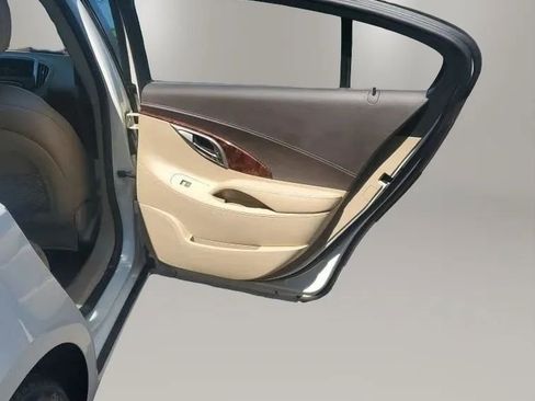 Used 2012 Buick LaCrosse Premium FWD image 15