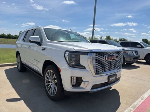 Used 2023 GMC Yukon Denali AWD/4WD image 5